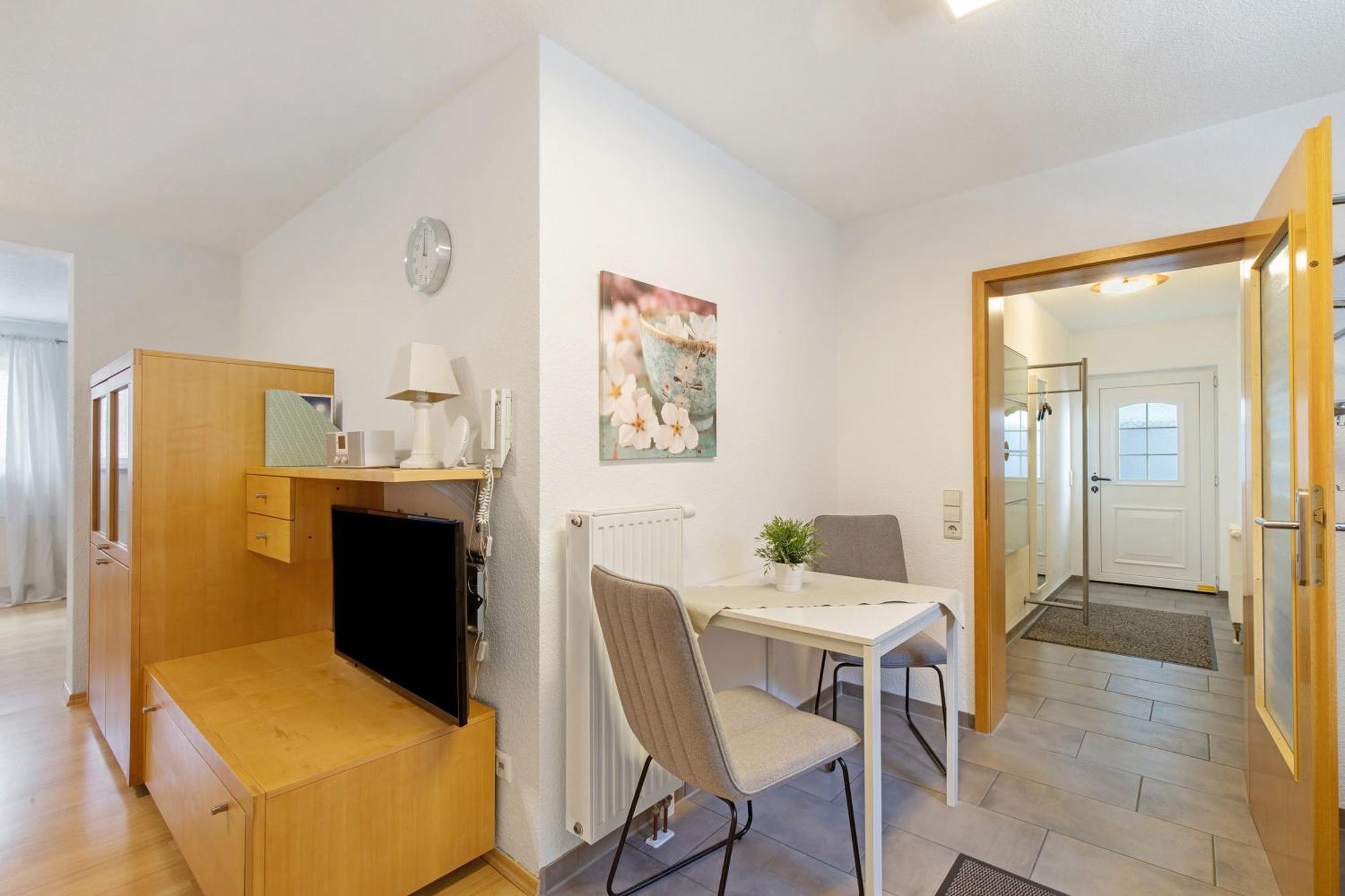 Münsingen Ferienwohnung Emilia, 36Qm מראה חיצוני תמונה
